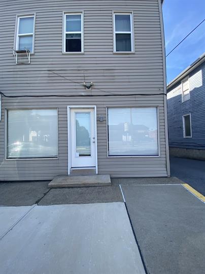 16 East Main Street - 5