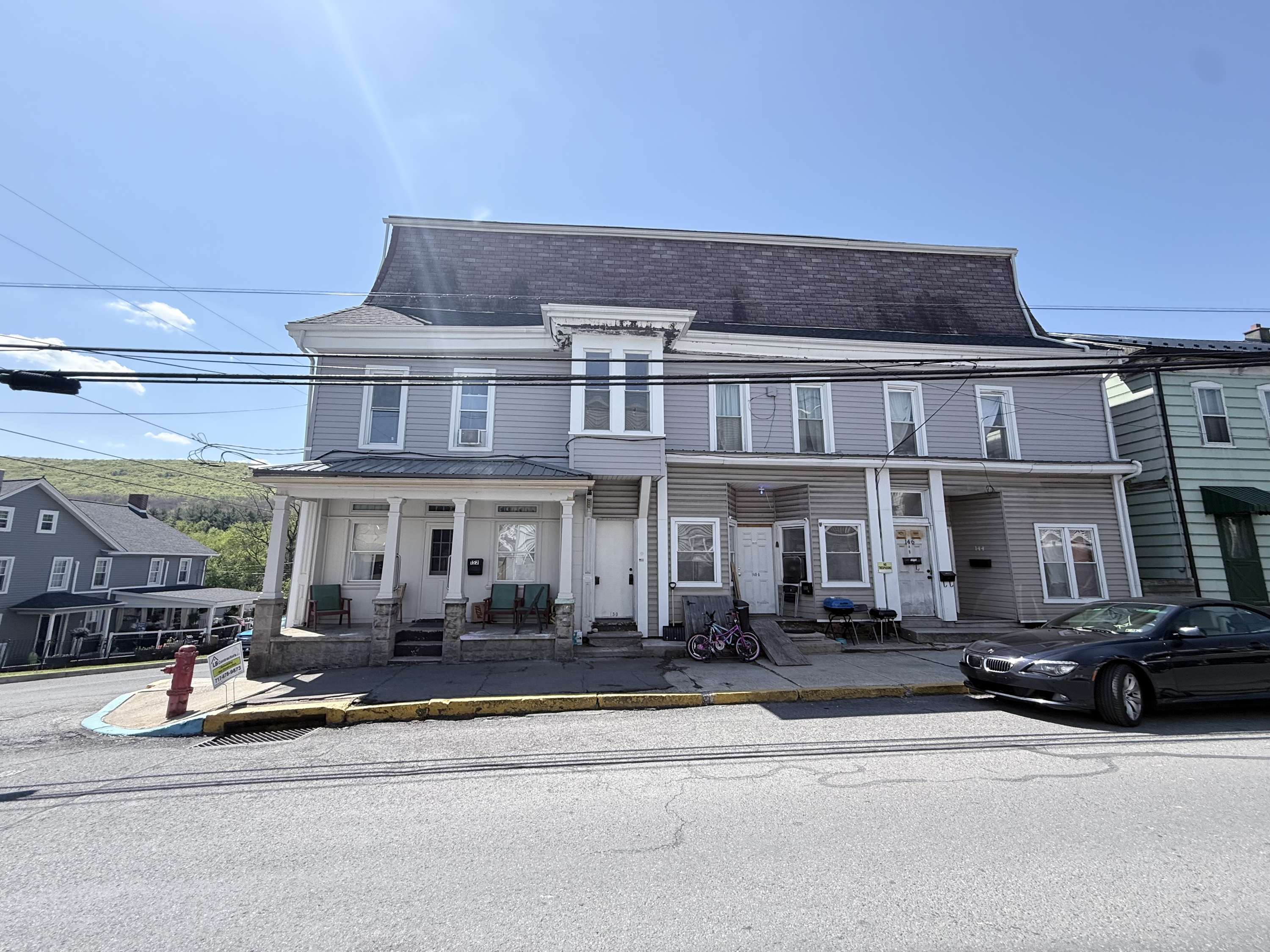 152 East Market Street - B