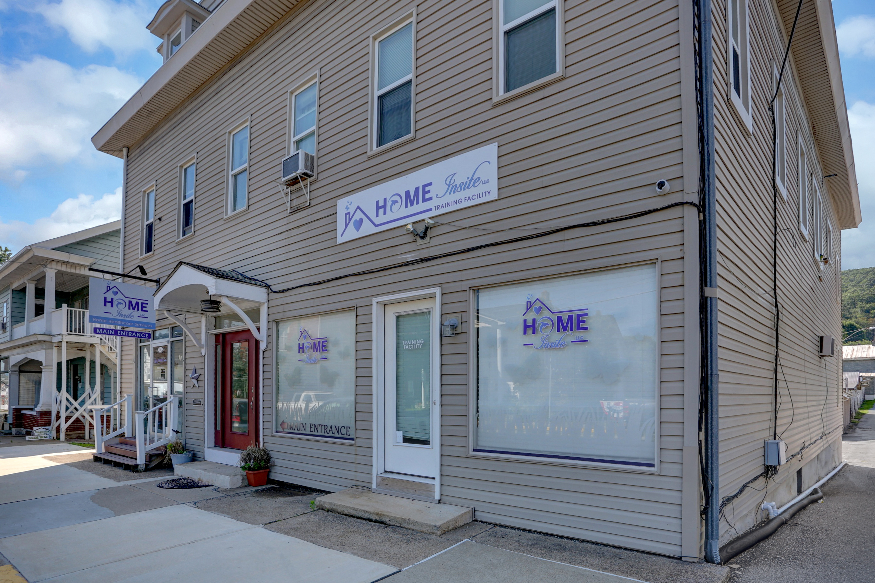 16 East Main Street - Comm 2